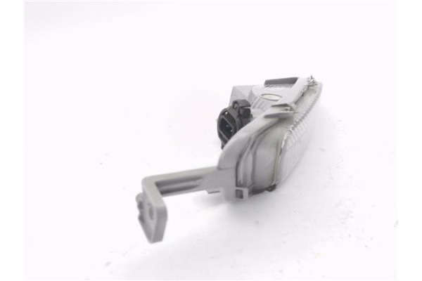 Recambio de intermitente delantero dcho para opel astra j berlina 5p 1.6 selective referencia OEM IAM 13367143 662588537 