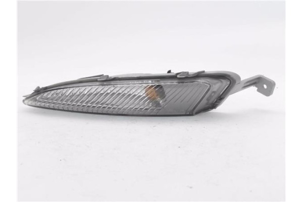 Recambio de intermitente delantero izquierdo para opel astra j berlina 5p 1.6 selective referencia OEM IAM 13367142 662588537 