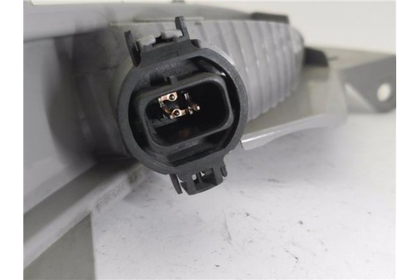 Recambio de intermitente delantero izquierdo para opel astra j berlina 5p 1.6 selective referencia OEM IAM 13367142 662588537 