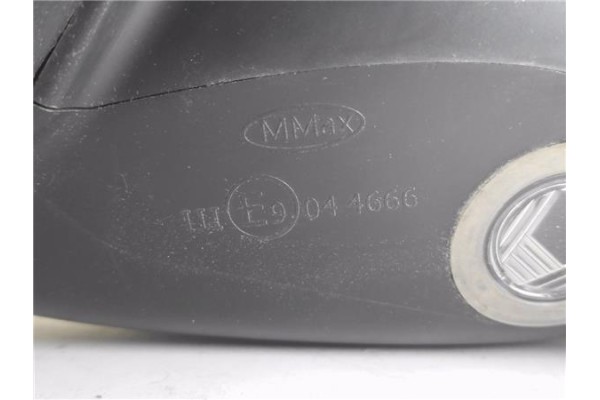Recambio de retrovisor electrico derecho para peugeot 5008 1.6 premium referencia OEM IAM E9044666  