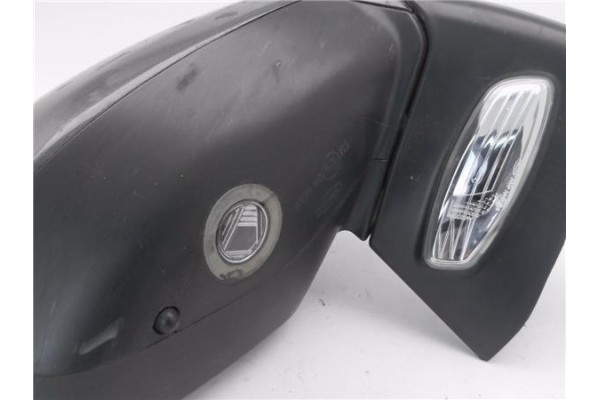 Recambio de retrovisor electrico derecho para peugeot 5008 1.6 premium referencia OEM IAM E9044666  