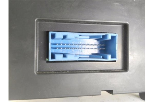 Recambio de mandos climatizador para citroen c3 1.1 i referencia OEM IAM 96588239XT  