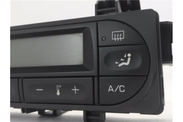 Recambio de mandos climatizador para citroen c3 1.1 i referencia OEM IAM 96588239XT  