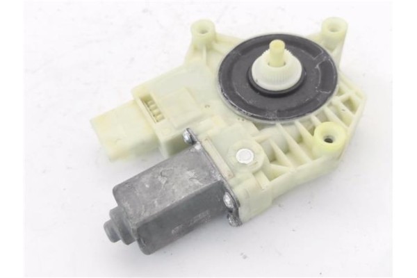 Recambio de motor elevalunas delantero izquierdo para citroen c4 grand picasso/spacetourer 1.6 attraction referencia OEM IAM 967