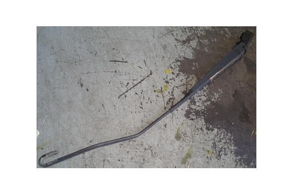 Recambio de brazo limpiaparabrisas delantero para citroen c3 (2002) 1.4 hdi referencia OEM IAM   