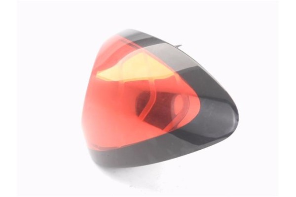 Recambio de piloto trasero derecho para renault captur i 1.2 intens referencia OEM IAM 265502731R  