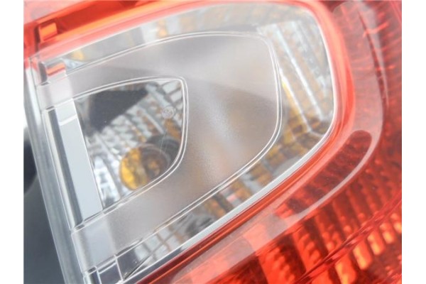 Recambio de piloto trasero derecho para renault captur i 1.2 intens referencia OEM IAM 265502731R  