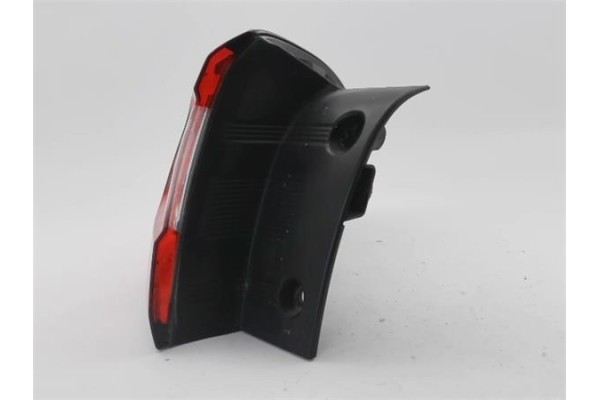 Recambio de piloto trasero izquierdo para renault captur i 1.2 intens referencia OEM IAM 265558548R  