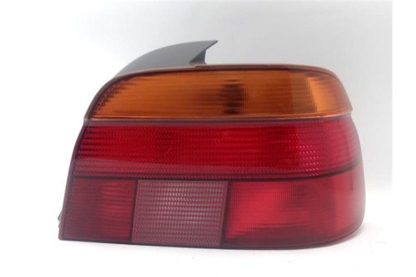 Recambio de piloto trasero derecho para bmw serie 5 berlina (e39) 2.8 528i referencia OEM IAM 63218363558  