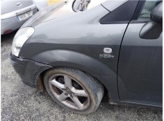 Recambio de aleta delantero izquierda para toyota corolla verso (r1) 2.2 d-4d sport referencia OEM IAM   