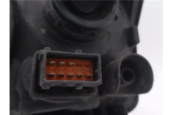 Recambio de faro delantero dcho para saab 9-3 familiar 1.9 tid referencia OEM IAM 155820  