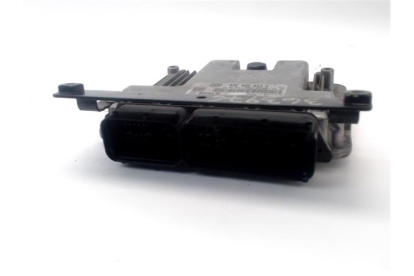 Recambio de centralita para seat ibiza berlina (6j5) 1.9 tdi referencia OEM IAM 03G906013K  