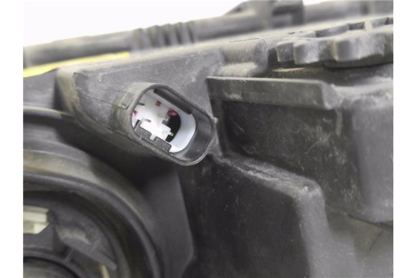 Recambio de faro delantero dcho para bmw serie 3 berlina (e46) 1.9 316i referencia OEM IAM 6902746 0301089206 