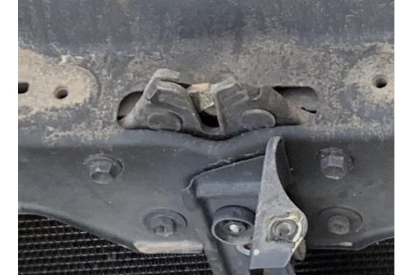 Recambio de cerradura capo para lexus is ii (_xe2_) 220 d (ale20) referencia OEM IAM 5351053060 5351053061 