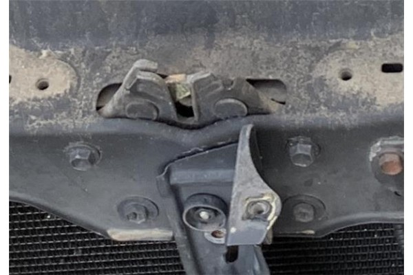 Recambio de cerradura capo para lexus is ii (_xe2_) 220 d (ale20) referencia OEM IAM 5351053060 5351053061 