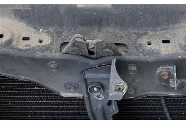 Recambio de cerradura capo para lexus is ii (_xe2_) 220 d (ale20) referencia OEM IAM 5351053060 5351053061 