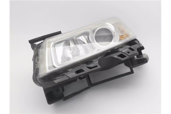 Recambio de faro delantero izquierdo para renault megane ii (bm0/1_, cm0/1_) 2.0 16v (bm0u, cm0u) referencia OEM IAM 8200412741B