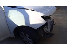 Recambio de aleta delantero derecha para dacia sandero ii 1.2 ambiance referencia OEM IAM   