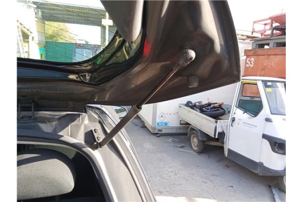 Recambio de amortiguador porton para mitsubishi colt cz3 berl. 3 (z30) 1.5 di-d instyle referencia OEM IAM MR959243  