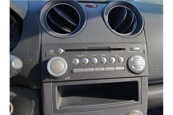Recambio de autoradio para mitsubishi colt cz3 berl. 3 (z30) 1.5 di-d instyle referencia OEM IAM MN108091HA  