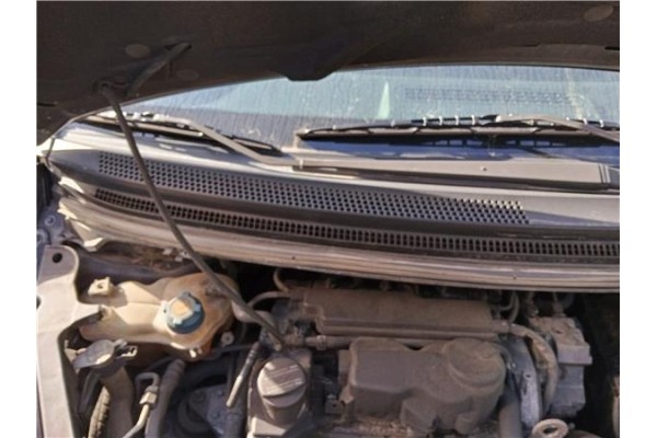 Recambio de brazo limpiaparabrisas delantero derecho para mitsubishi colt cz3 berl. 3 (z30) 1.5 di-d instyle referencia OEM IAM 