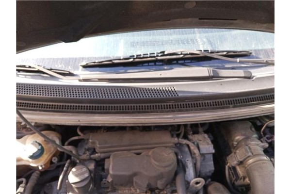 Recambio de brazo limpiaparabrisas delantero derecho para mitsubishi colt cz3 berl. 3 (z30) 1.5 di-d instyle referencia OEM IAM 