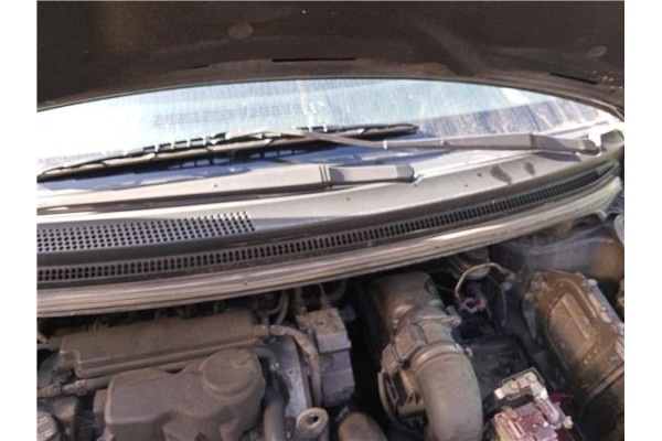 Recambio de brazo limpiaparabrisas delantero izquierdo para mitsubishi colt cz3 berl. 3 (z30) 1.5 di-d instyle referencia OEM IA