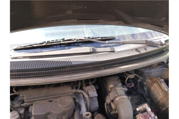 Recambio de brazo limpiaparabrisas delantero izquierdo para mitsubishi colt cz3 berl. 3 (z30) 1.5 di-d instyle referencia OEM IA