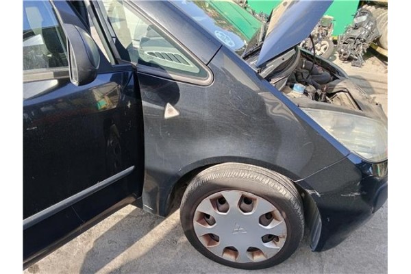 Recambio de aleta delantero derecha para mitsubishi colt cz3 berl. 3 (z30) 1.5 di-d instyle referencia OEM IAM MN161906  