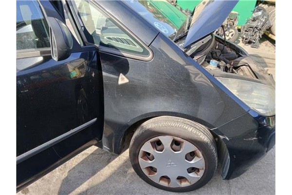 Recambio de aleta delantero derecha para mitsubishi colt cz3 berl. 3 (z30) 1.5 di-d instyle referencia OEM IAM MN161906  