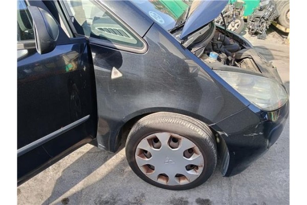 Recambio de aleta delantero derecha para mitsubishi colt cz3 berl. 3 (z30) 1.5 di-d instyle referencia OEM IAM MN161906  