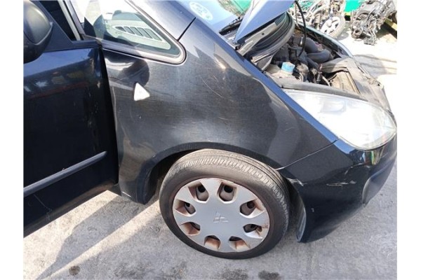 Recambio de aleta delantero derecha para mitsubishi colt cz3 berl. 3 (z30) 1.5 di-d instyle referencia OEM IAM MN161906  