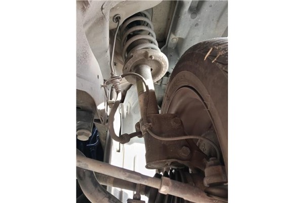 Recambio de amortiguador delantero derecho para mitsubishi colt cz3 berl. 3 (z30) 1.5 di-d instyle referencia OEM IAM 4060A094 4