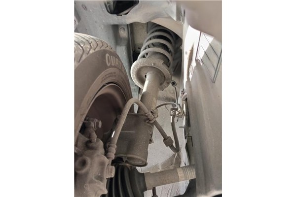 Recambio de amortiguador delantero derecho para mitsubishi colt cz3 berl. 3 (z30) 1.5 di-d instyle referencia OEM IAM 4060A094 4