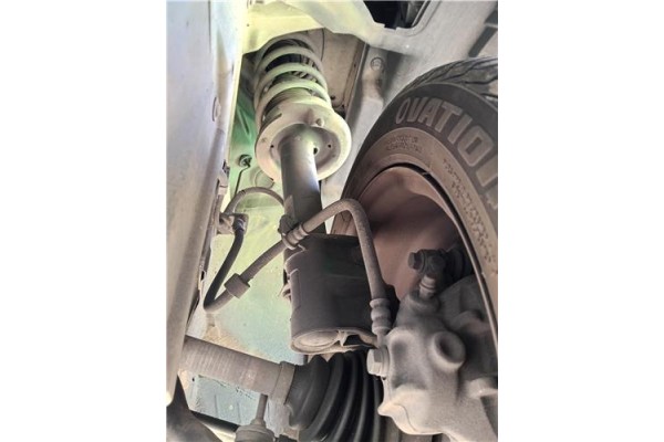 Recambio de amortiguador delantero izquierdo para mitsubishi colt cz3 berl. 3 (z30) 1.5 di-d instyle referencia OEM IAM 4060A093