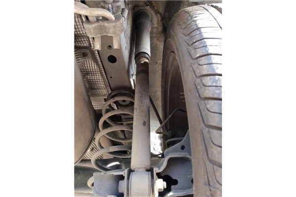 Recambio de amortiguador trasero derecho para mitsubishi colt cz3 berl. 3 (z30) 1.5 di-d instyle referencia OEM IAM MR594131 8,1