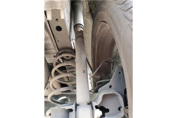 Recambio de amortiguador trasero derecho para mitsubishi colt cz3 berl. 3 (z30) 1.5 di-d instyle referencia OEM IAM MR594131 8,1