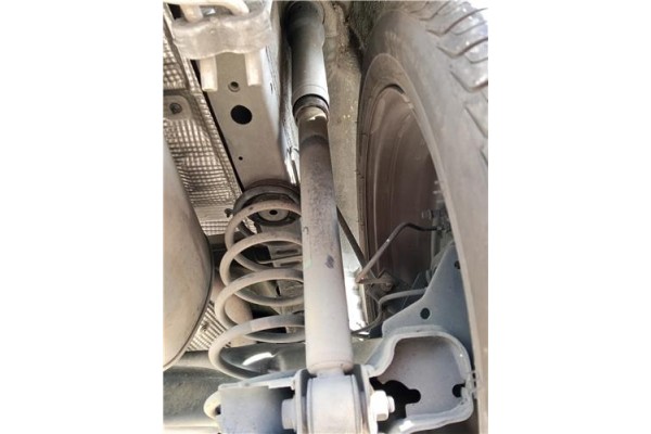Recambio de amortiguador trasero derecho para mitsubishi colt cz3 berl. 3 (z30) 1.5 di-d instyle referencia OEM IAM MR594131 8,1