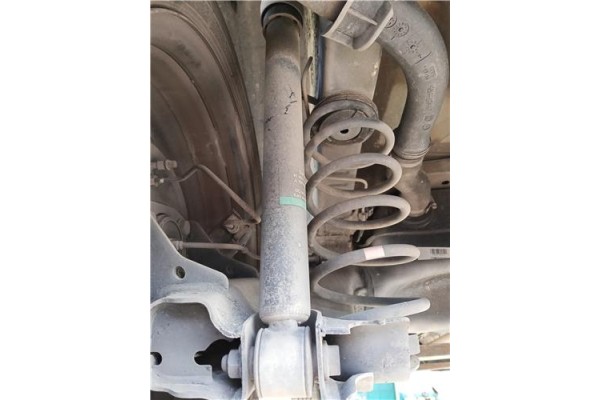 Recambio de amortiguador trasero izquierdo para mitsubishi colt cz3 berl. 3 (z30) 1.5 di-d instyle referencia OEM IAM MR594131 8