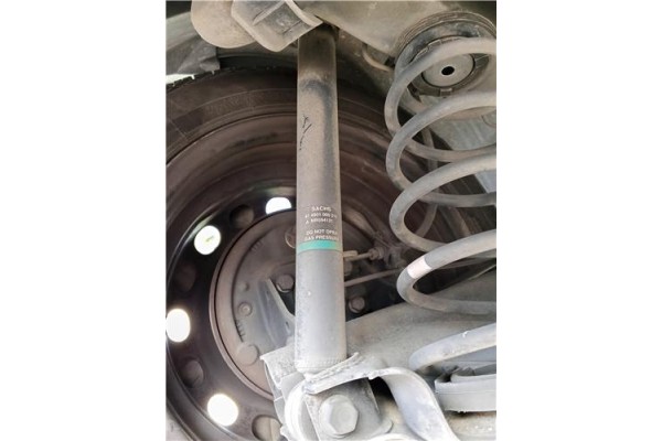 Recambio de amortiguador trasero izquierdo para mitsubishi colt cz3 berl. 3 (z30) 1.5 di-d instyle referencia OEM IAM MR594131 8