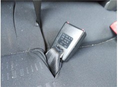 Recambio de anclaje cinturon trasero derecho para mitsubishi colt cz3 berl. 3 (z30) 1.5 di-d instyle referencia OEM IAM MN108401