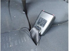 Recambio de anclaje cinturon trasero derecho para mitsubishi colt cz3 berl. 3 (z30) 1.5 di-d instyle referencia OEM IAM MN108401