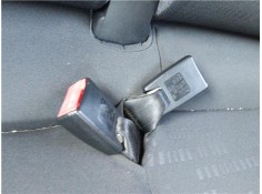 Recambio de anclaje cinturon trasero izquierdo para mitsubishi colt cz3 berl. 3 (z30) 1.5 di-d instyle referencia OEM IAM MN1084