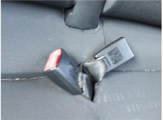 Recambio de anclaje cinturon trasero izquierdo para mitsubishi colt cz3 berl. 3 (z30) 1.5 di-d instyle referencia OEM IAM MN1084