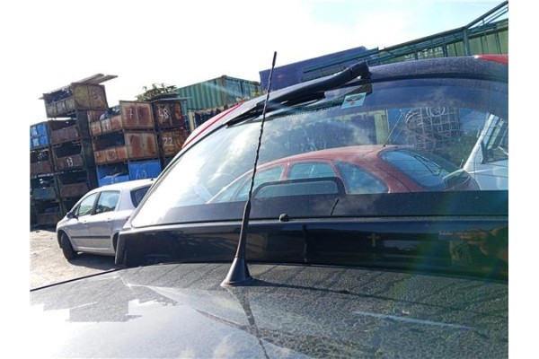 Recambio de antena electrica para mitsubishi colt cz3 berl. 3 (z30) 1.5 di-d instyle referencia OEM IAM MN140521 MN140522 