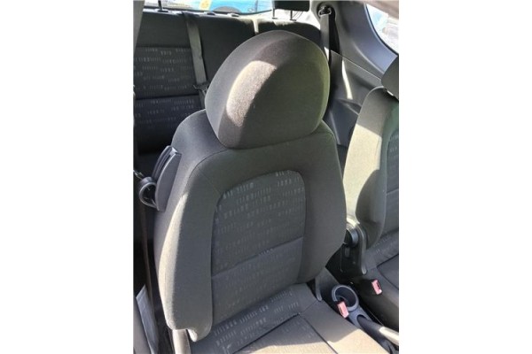 Recambio de asiento delantero derecho para mitsubishi colt cz3 berl. 3 (z30) 1.5 di-d instyle referencia OEM IAM 6911A204XA  