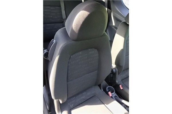 Recambio de asiento delantero derecho para mitsubishi colt cz3 berl. 3 (z30) 1.5 di-d instyle referencia OEM IAM 6911A204XA  