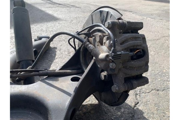 Recambio de mangueta trasero derecha para mercedes-benz vito furgón (639) 2.1 111cdi referencia OEM IAM A6393262100 A6394200301 