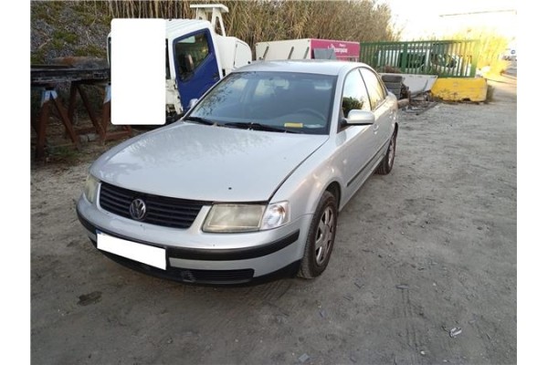 volkswagen passat berlina (3b2) del año 1999