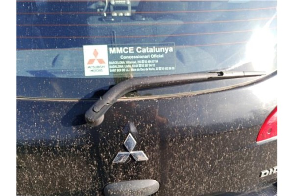 Recambio de brazo limpiaparabrisas trasero para mitsubishi colt cz3 berl. 3 (z30) 1.5 di-d instyle referencia OEM IAM MN152108  